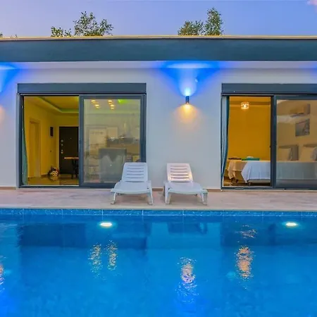 Cozy Mari With Pool In Peaceful Nature Kalkan-kas كاس