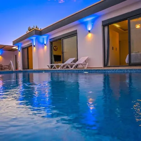 Cozy Mari With Pool In Peaceful Nature Kalkan-kas فيلة كاس
